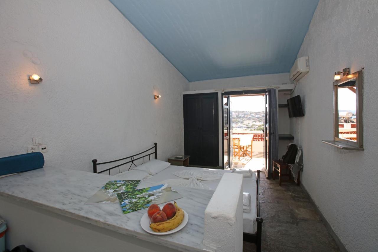 St George Studios & Apartments บาทซี ภายนอก รูปภาพ