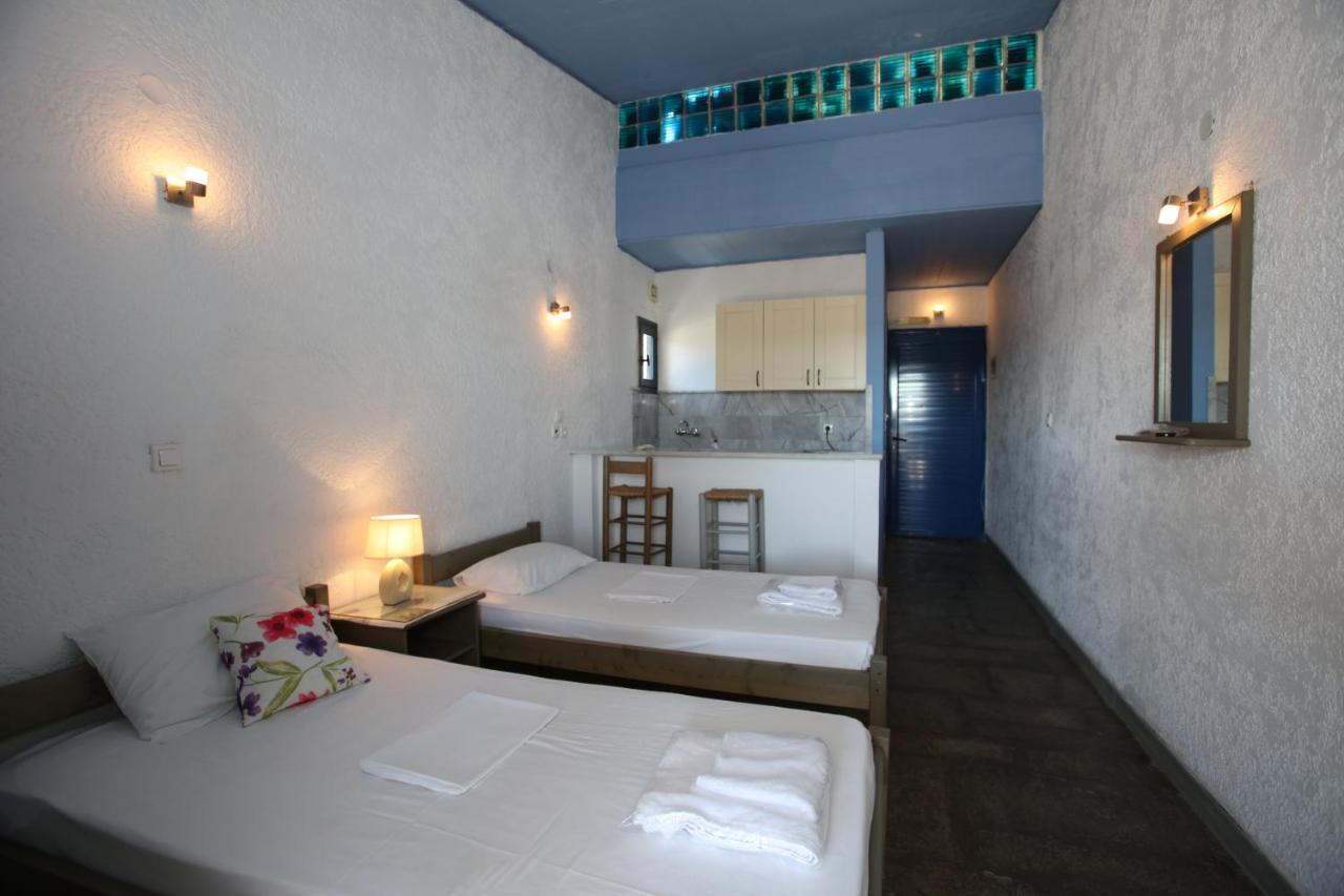 St George Studios & Apartments บาทซี ภายนอก รูปภาพ