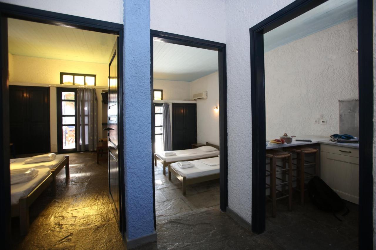 St George Studios & Apartments บาทซี ภายนอก รูปภาพ
